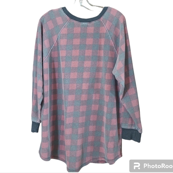 + Torrid red/black buffalo check long sleeve round neck tunic length sweatshirt - Picture 5 of 10